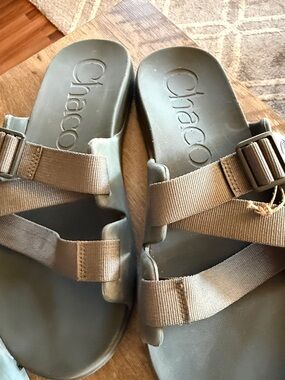 Chaco Olive/Tan Slide Sandals with Adjustable Webbing